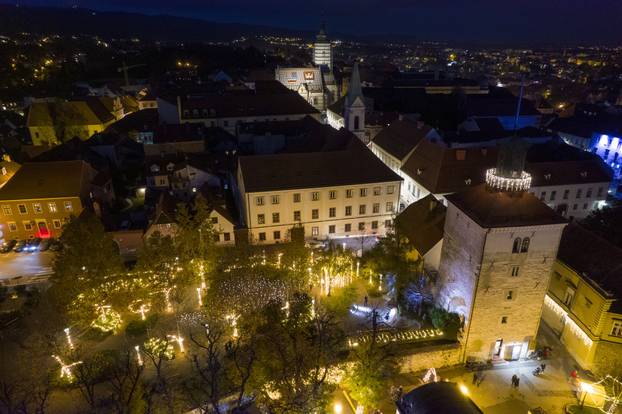Pogled iz zraka na Advent u Zagrebu
