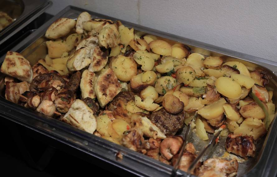 Zagreb: Doček izbornih rezultata u izbornom stožeru Tomislava Jonjića