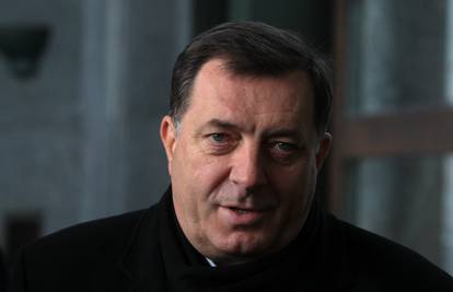 Milorad Dodik u Srebrenici: Tu je bilo zločina, žao mi je žrtava