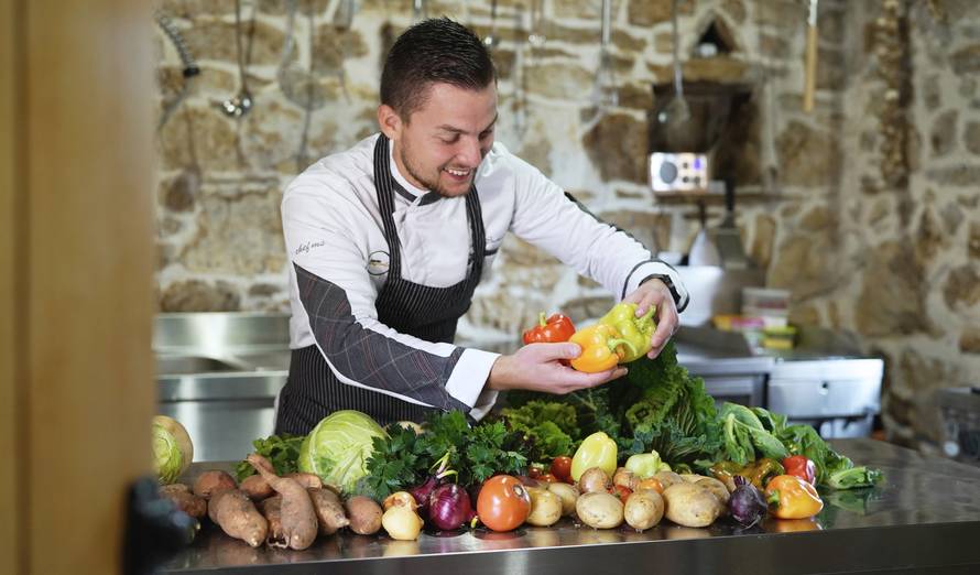 Volite li janjetinu? Znamo gdje je možete pojesti prema receptu kakav sigurno još niste probali