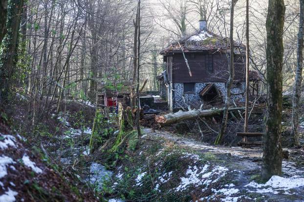 24sata Zagreb: U nevremenu oštećeno izletište Kraljičin zdenac