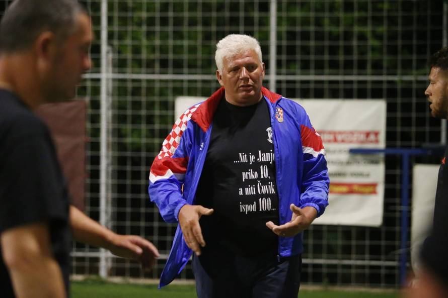 Turnir stokilaša: 'Kad raširim ruke, teško će balun u mrežu'