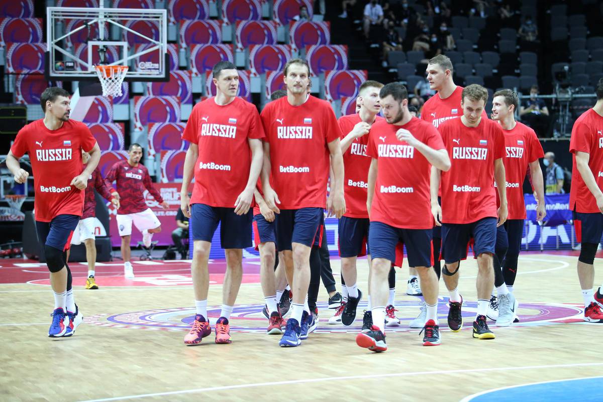 Rusija 'leti' i s Eurobasketa