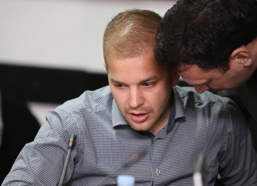Martin Pauk priznao da su u Mostu gomilali lažne profile