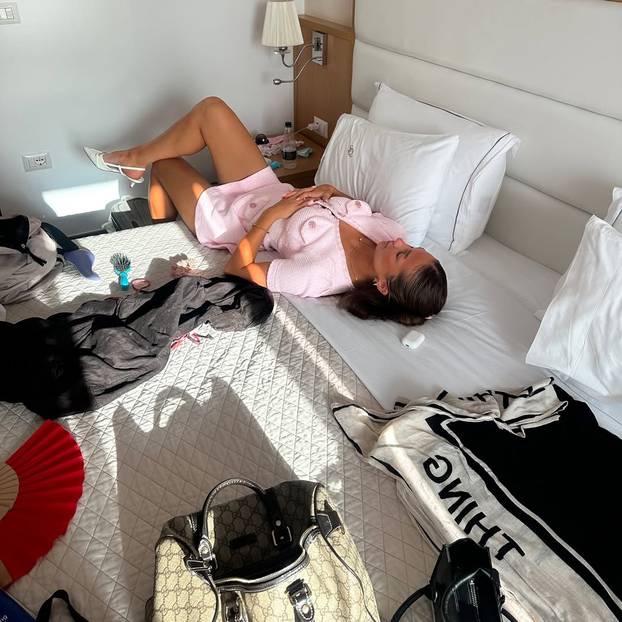 FOTO Šveđanka napravila vrući ljetni transfer. Alice spremna za avanturu na obali Mediterana