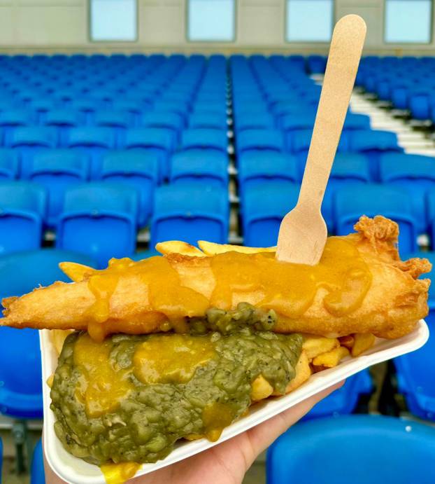 FOTO Biste li to probali? Evo što jedu na stadionima po svijetu