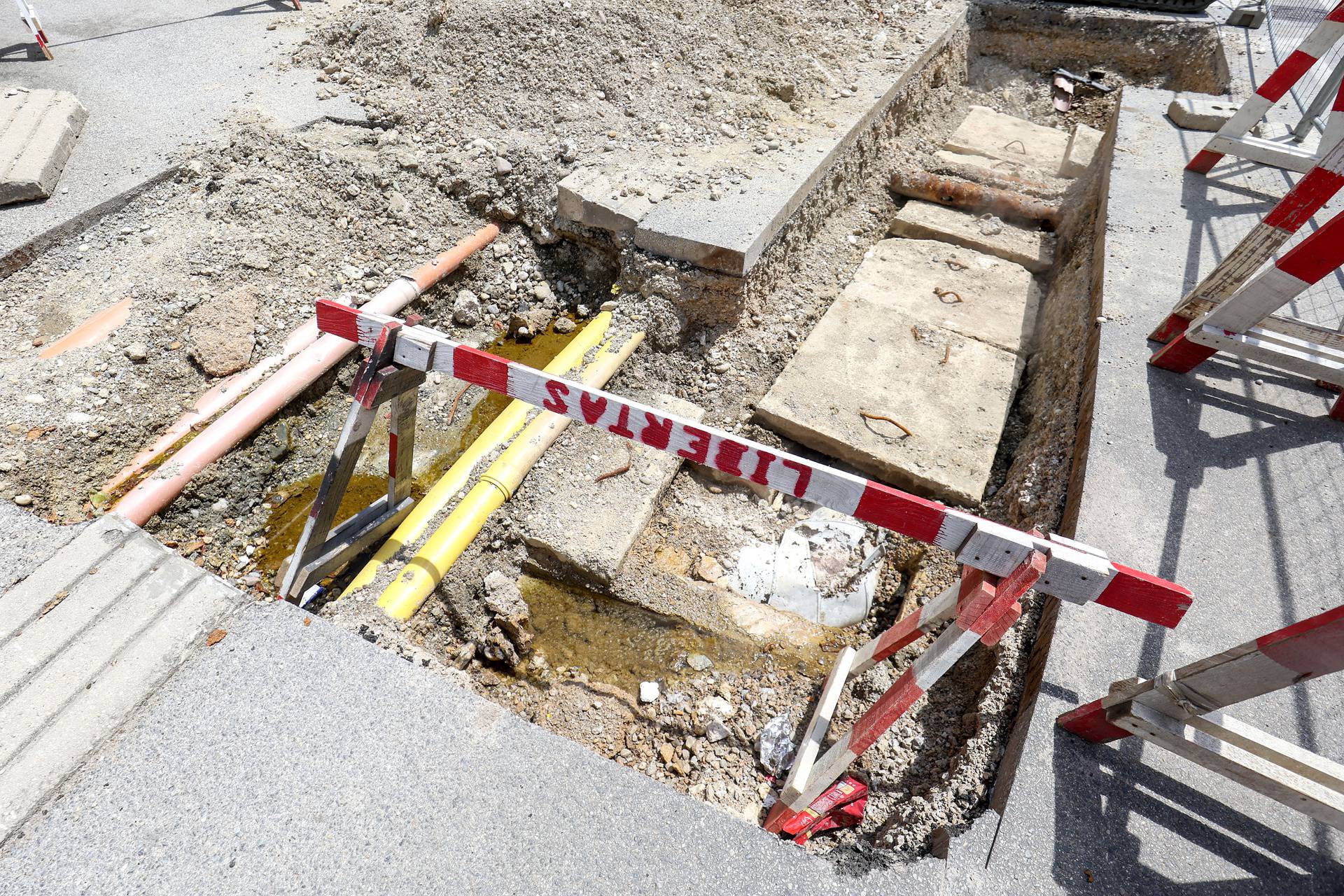 Zagreb: Stanari Topničke ulice nemaju hladnu vodu