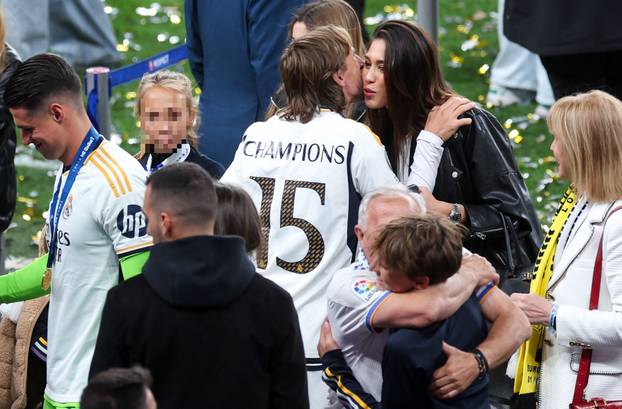 FOTO Tata, opet si prvak: Evo kako je Modrić slavio s obitelji