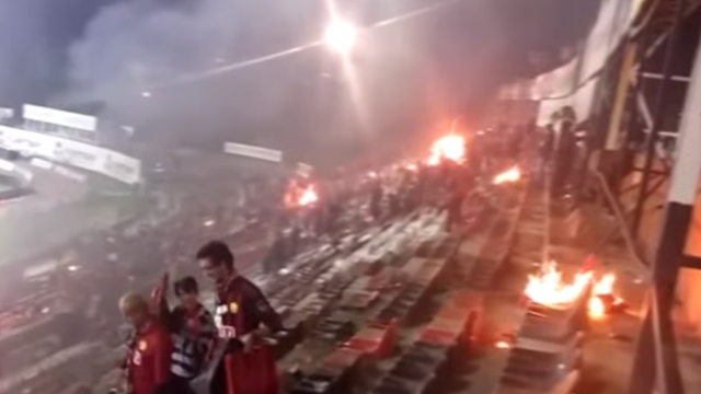 Hrvatska večeras na stadionu kojeg su zapalili turski navijači