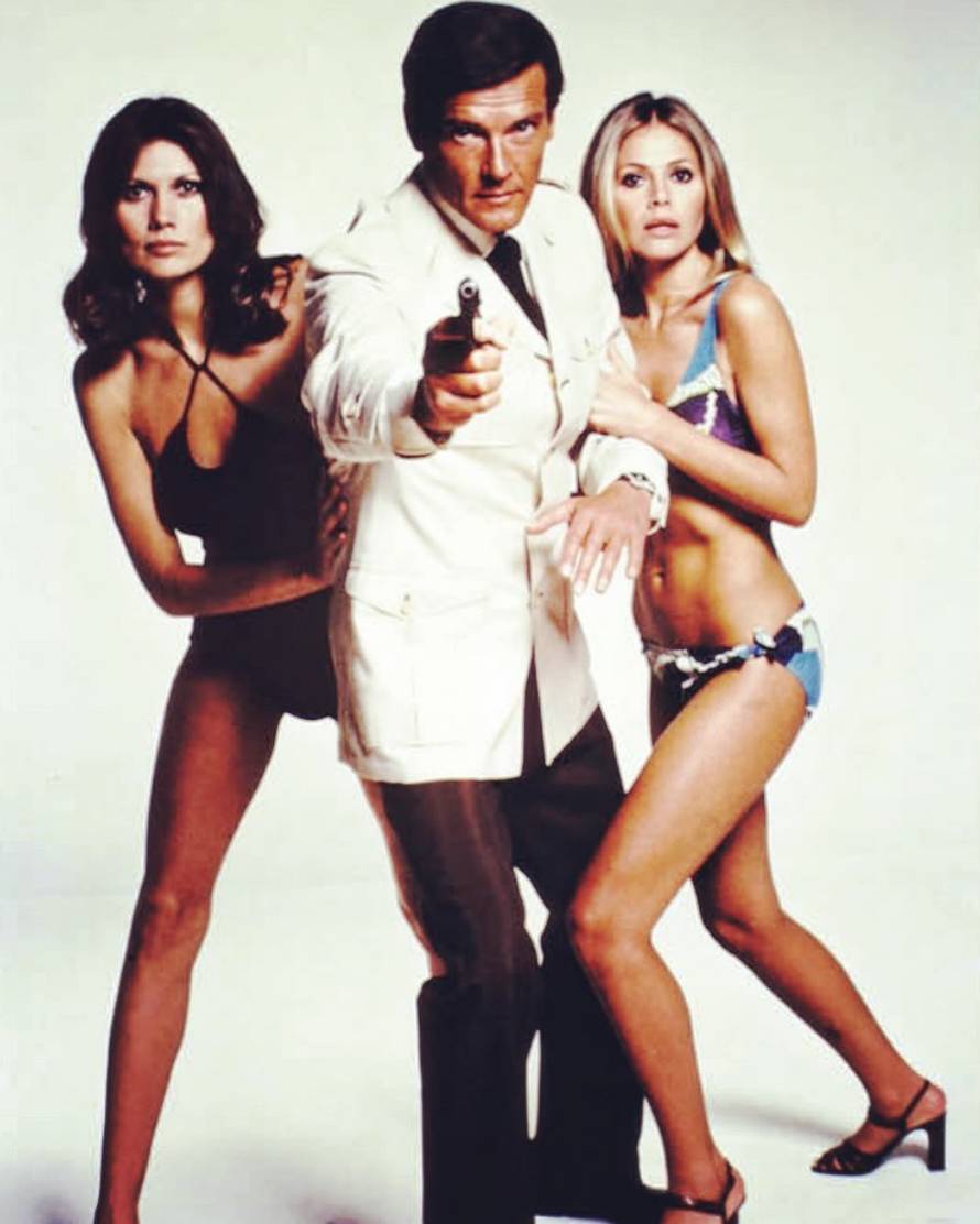 Bivša Bondova djevojka očajna zbog estetskih operacija: 'Fileri za usne su moja najveća greška'