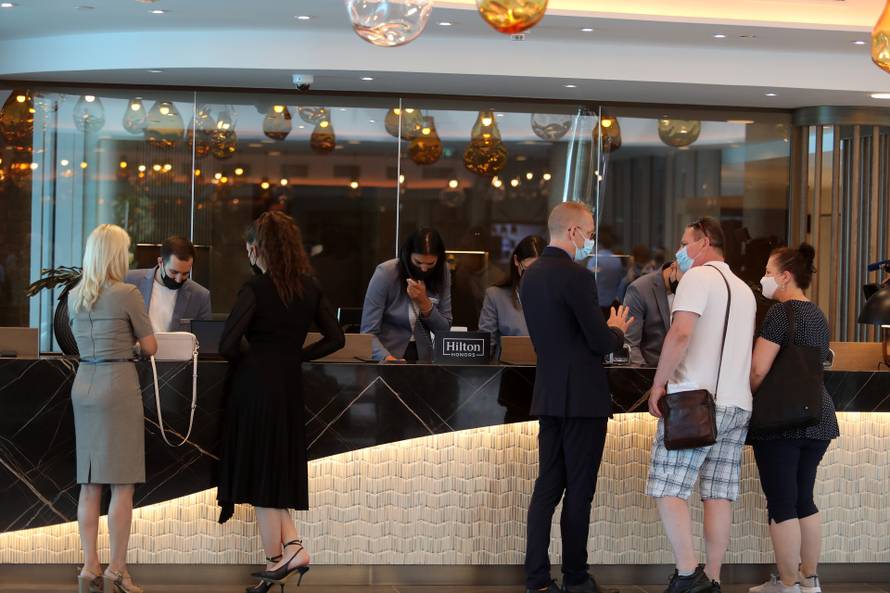 FOTO Otvorili Hilton Costabella resort u Rijeci.  Plenković: Grad je trebao ovakav hotel