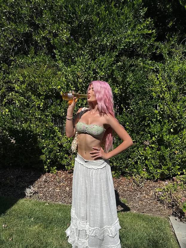 FOTO Od slavnih roditelja do vruće zvijezde Instagrama - ova influencerica ne zna za granice