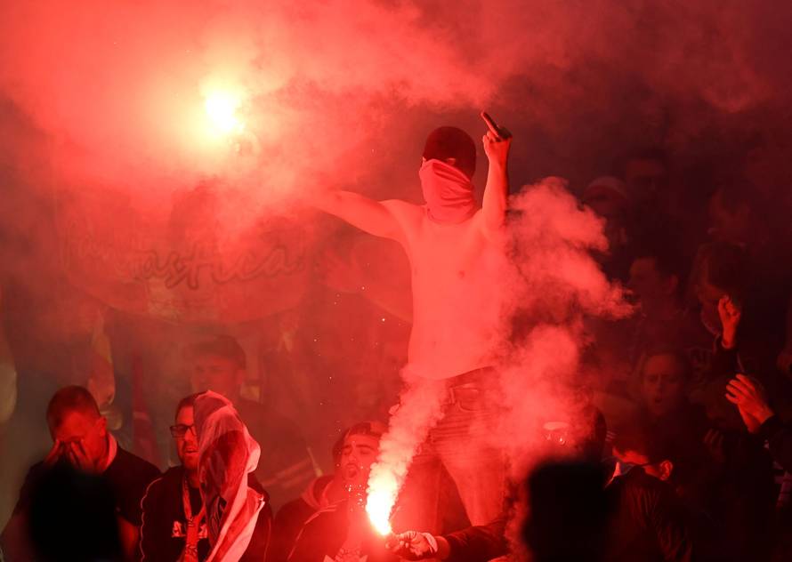 Navijači skandirali, Kovač uzeo megafon i vikao: Ponosan sam!