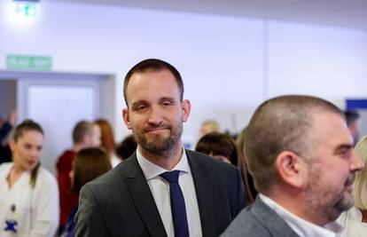 Znate li koji je ovo ministar? Premijer Plenković će mu se danas zahvaliti na suradnji