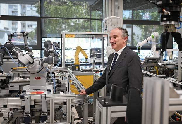 Zagreb: Obilazak Fakulteta strojarstva i brodogradnje