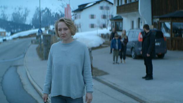 Top 10 serija za vikend binge: Gledatelji ih 'gutaju' u dahu...