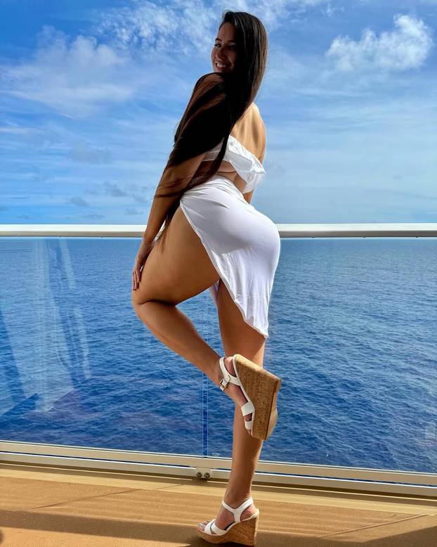 FOTO Ljepotica diže utege od čak 133 kilograma! 'Muškarci me pitaju za pomoć u teretani'