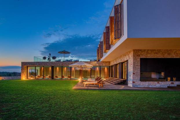 FOTO Izgleda kao iz filma, a zapravo se nalazi u Hrvatskoj – ova vila osvaja na prvi pogled