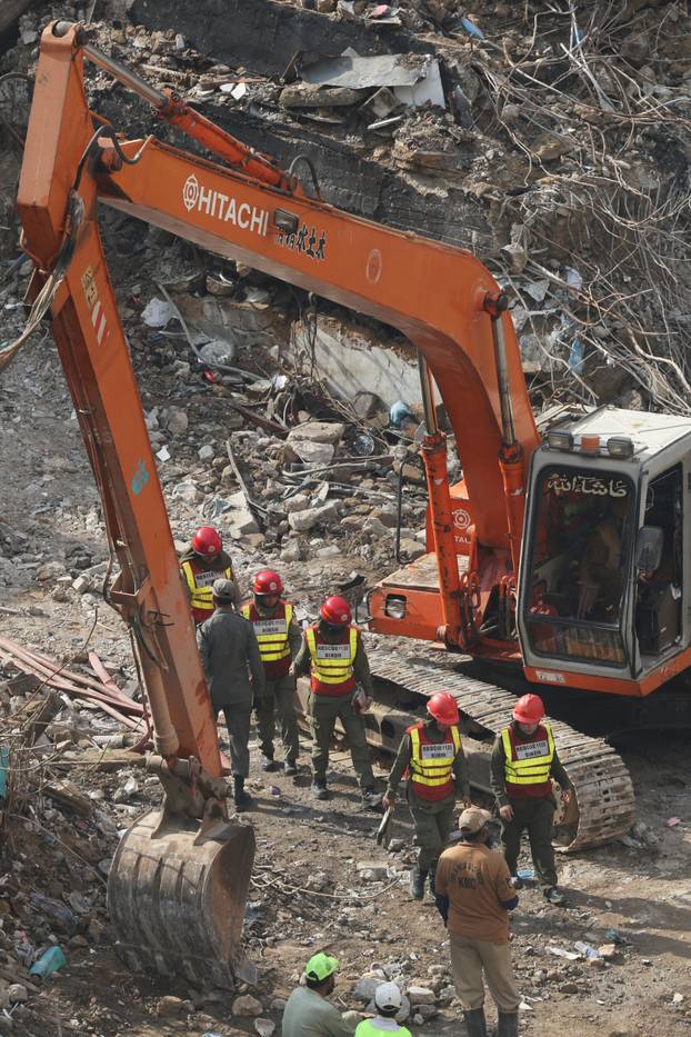 Aftermath of fire in a shopping mall in Karachi