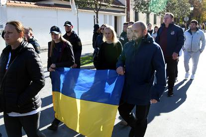 FOTO U Mimohodu pobjednika u Bjelovaru povorka s više stotina sudionika, evo tko je sve došao