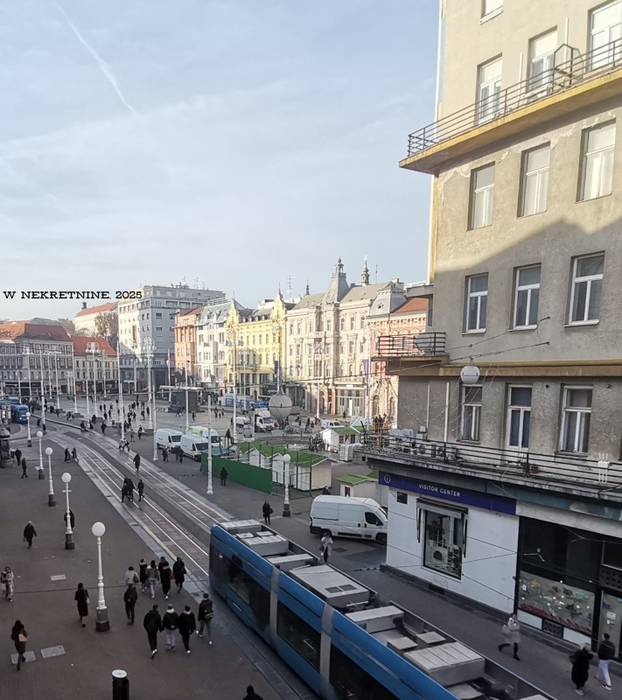 FOTO Rijetko na tržištu! Prodaju stan tik do bana Jelačića. Ima panoramski pogled. Cijena je hit