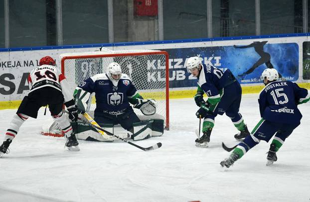 Sisak: Susret hokejaša Siska i Jesenica u Alpskoj hokejaškoj ligi