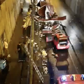 VIDEO Nevrijeme izazvalo kaos u Zagrebu, vjetar oštetio stabla, a na automobil pao limeni krov