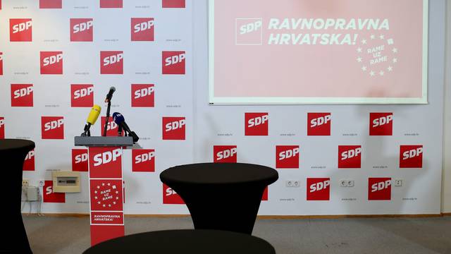 Zagreb: Izborni stoÅ¾er SDP-a u srediÅ¡njici na Iblerovom trgu