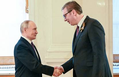 Vučićev put oko svijeta! Dok u zemlji prosvjeduju, on putuje. Evo s kim se sve uspio sastati