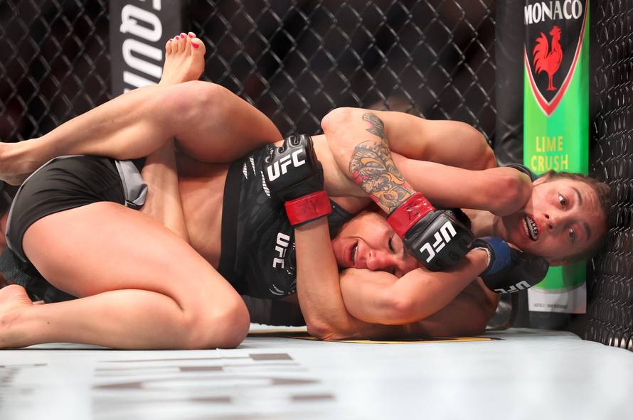 MMA: UFC Fight Night - Des Moines - Miller v Petrovic