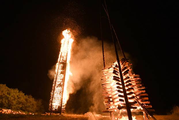 Popovec Kalnički: Paljenje najveće vuzmice u potkalničkim mjestima