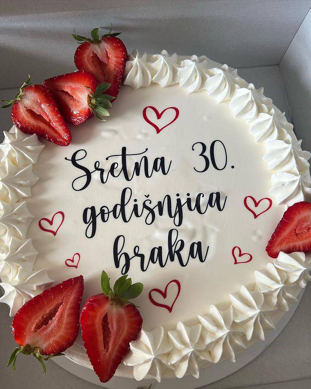 Houra proslavio 30. godišnjicu braka sa suprugom te nam je otkrio: 'Jedva čekam unučad...'