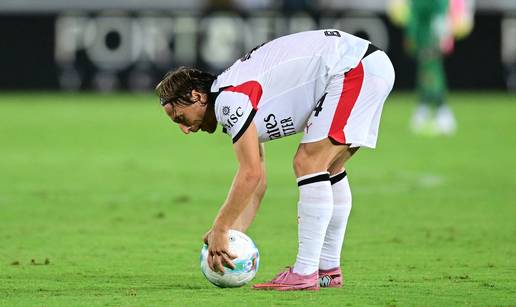 VIDEO Modrićeva simultanka u Udinama, dobio naklon čak i protivnika: 'Čovjek s ključem'