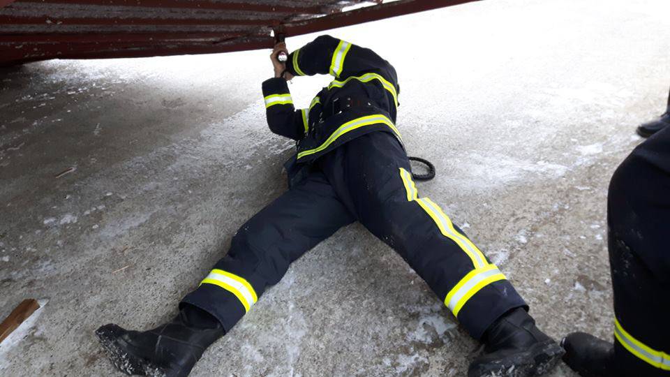 Heroji leda: Spašavaju ljude po jakoj hladnoći, snijegu, u oluji...