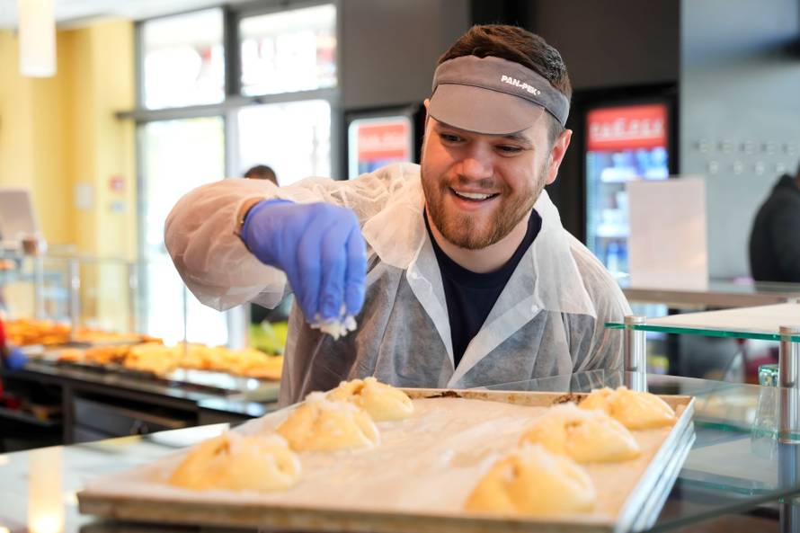 Tradicionalni dalmatinski kolač – Iz Pan-Peka stiže recept za slasnu deliciju pincu
