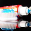 Trik za čistu peticu: S pastom za zube ispolirajte srebrninu i auto
