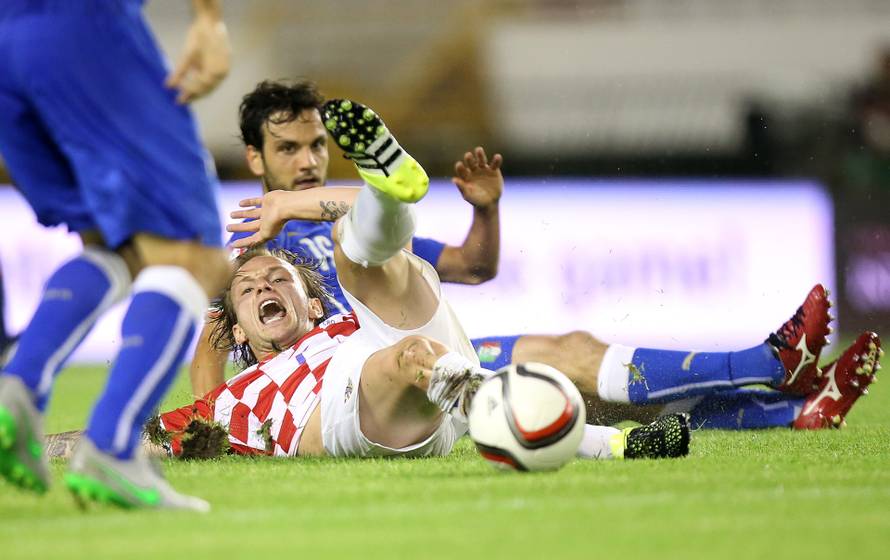 Split: Hrvatska nogometna reprezentacija remizirala s Italijom u kvalifikacijskoj utakmici za EP