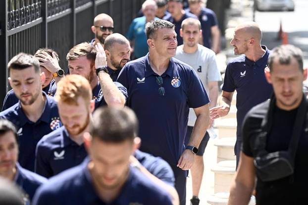 Baku: Igrači Dinama uoči sutrašnjeg susreta s Qarabagom prošetali gradom