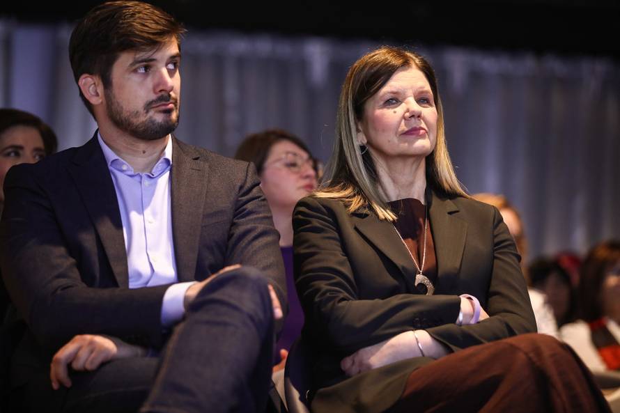 Heroine o seks tabuima nakon bitke s rakom: 'Muž mi je rekao da bi me i bez kose zavodio'