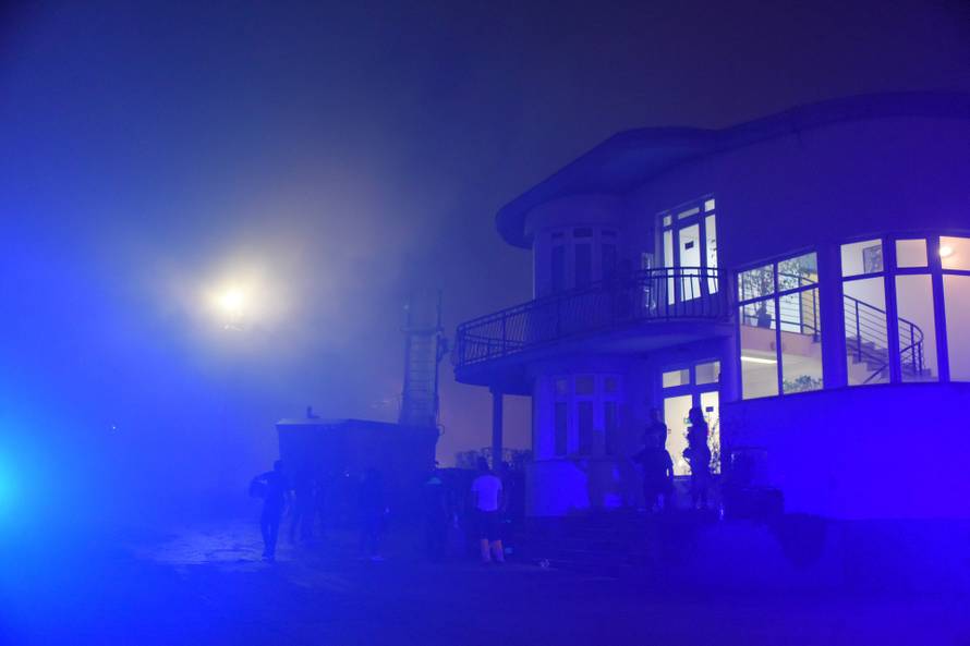 Pula: Požar u Metisu pod kontrolom