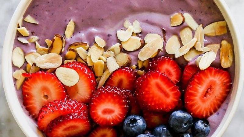 Idealno za doručak! Smoothie bowl s čak 30 grama proteina