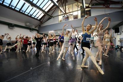 Balet Hrvatskog narodnog kazališta u Zagrebu organizirao je audiciju u kojoj traži vrsne plesače i plesačice klasičnog baleta