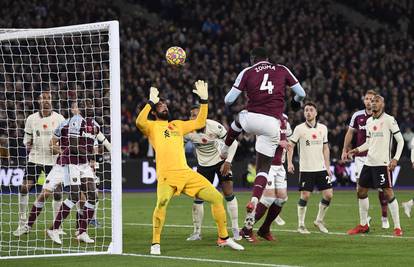 West Ham nanio prvi poraz Liverpoolu, Alisson tragičar