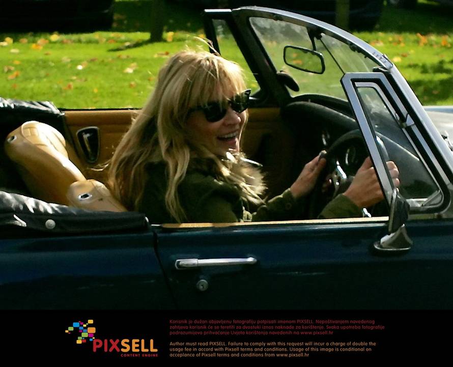 Pixsell