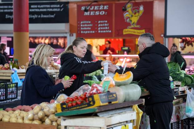 Zagreb: Tržnica Jarun