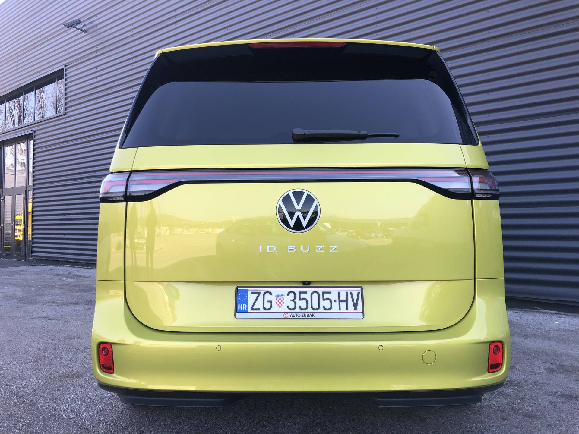 Volkswagen ID. Buzz - jedini kombi za kojim se okreću glave