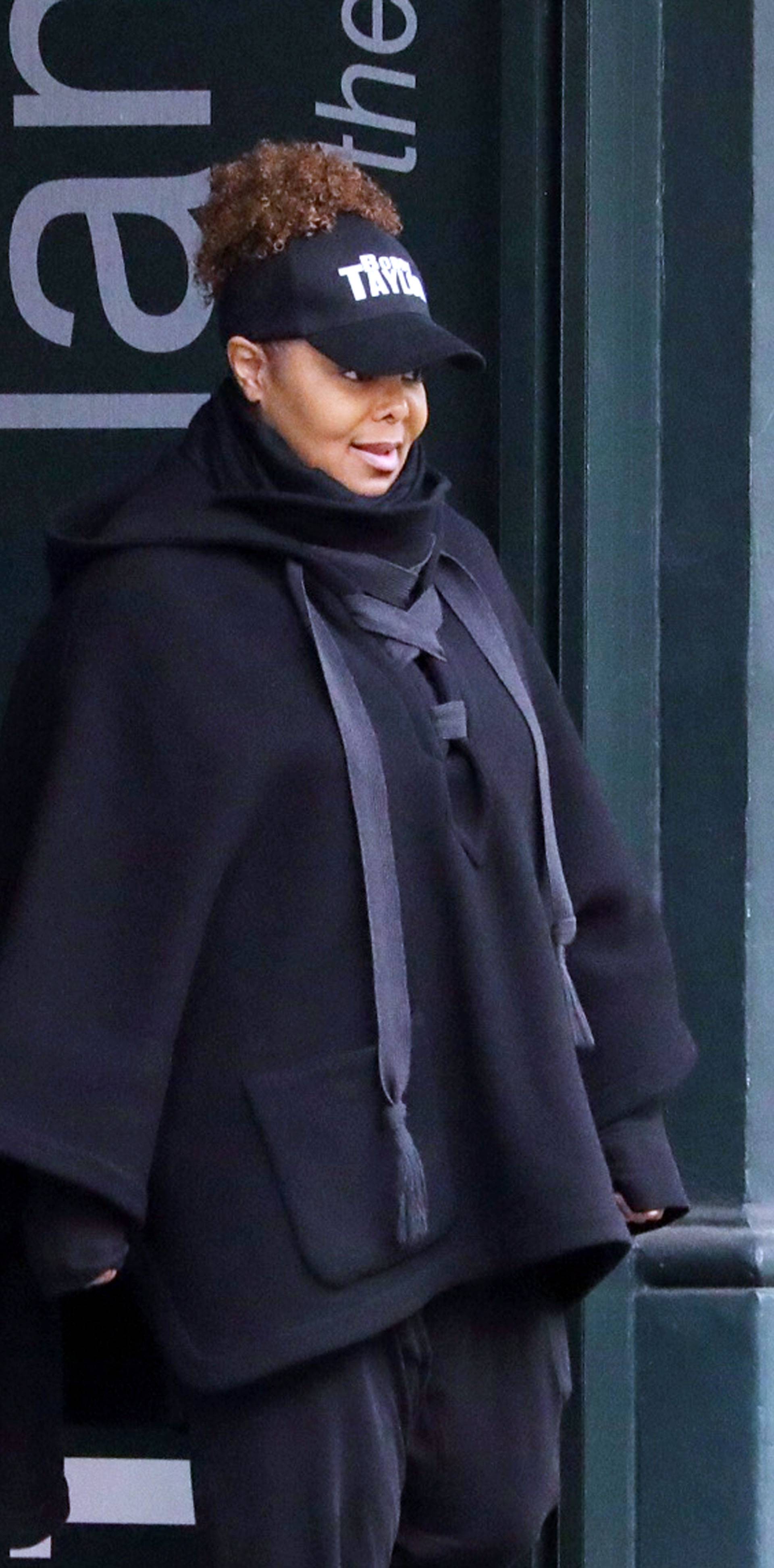 EXC - Janet Jackson spotted out in London