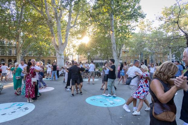 Zagreb: Tango na zrinjevackom plesnjaku