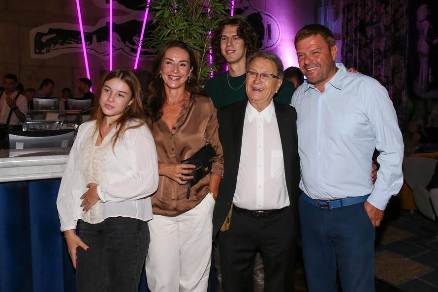 Zagreb: Premijera dokumentarnog filma Irene Škorić o Miroslavu Ćiri Blaževiću, treneru svih trenera