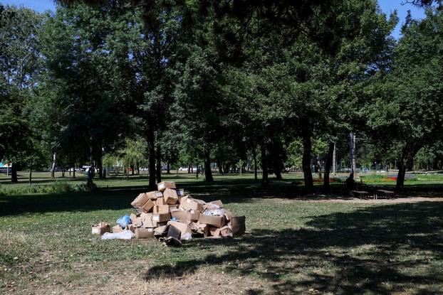 Zagreb: Neočišćen Bundek šest dana nakon koncerta Marka Perkovića Thompsona